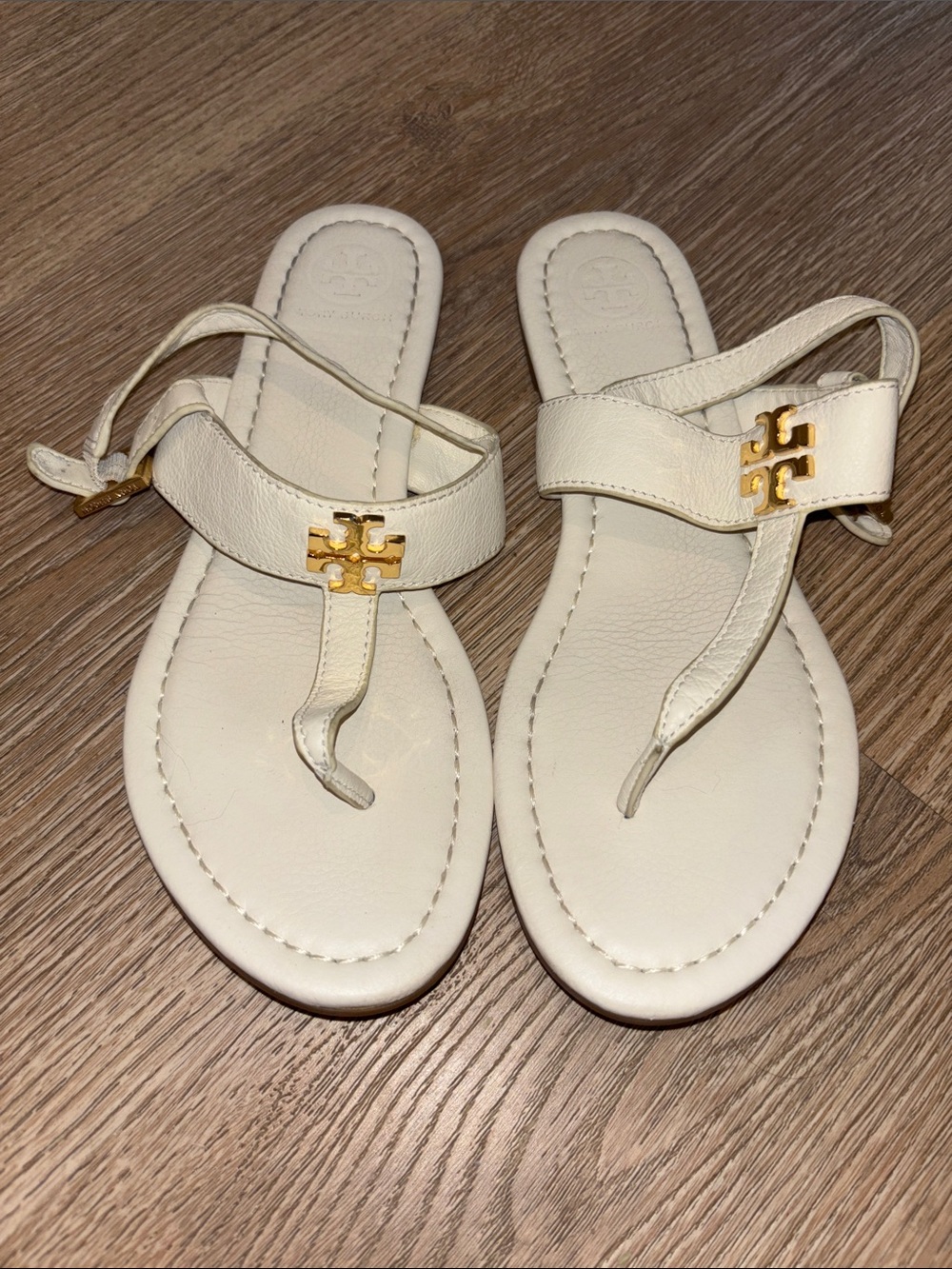 Tory Burch Leather Miller Thong Sandals Logo size 8 cream off white gold